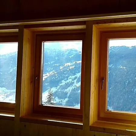 Hotelski Hotel